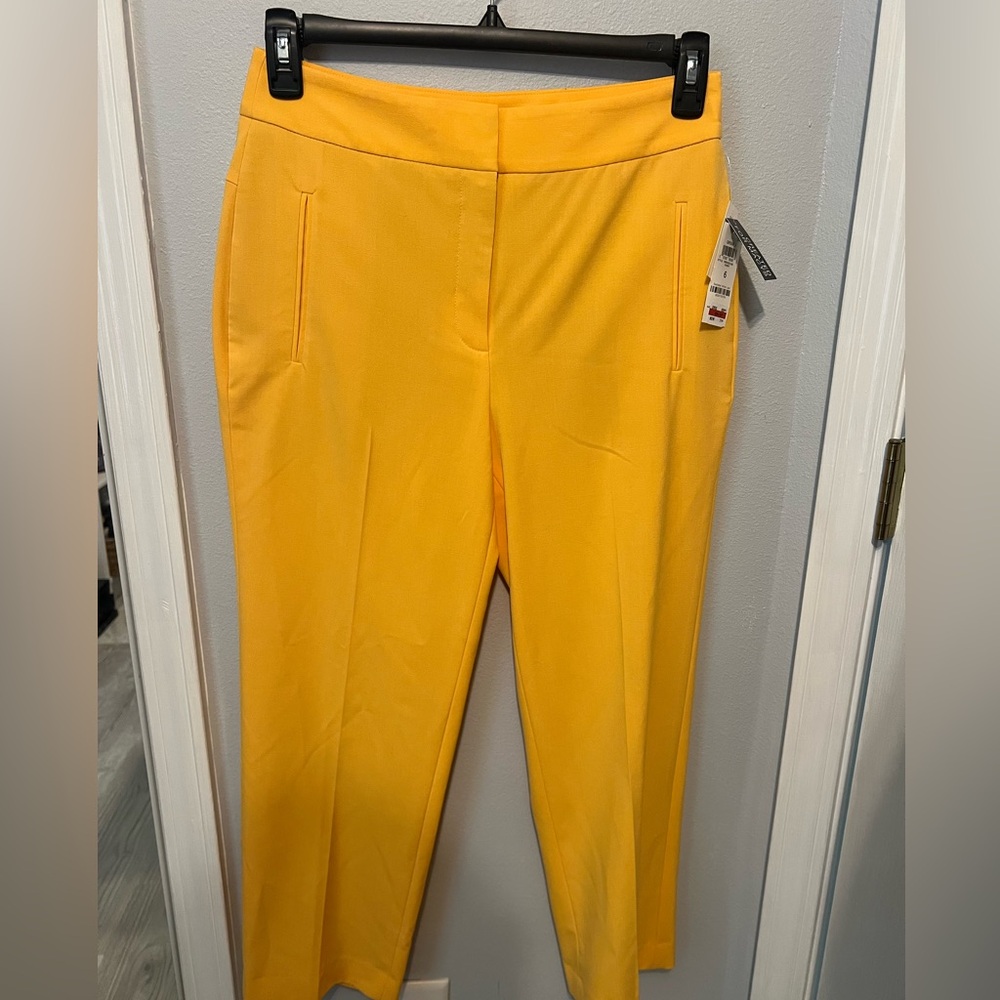 Bar III Sunny Yellow Cropped Pants